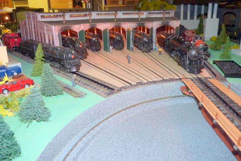 Roundhouse in OGauge The ModelRails Model Railroad and Toy Train