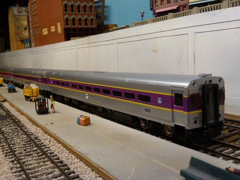 ho scale mbta model trains