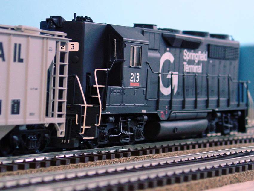 Simplot Rail Cars ModelRails.net Model Railroad and Toy Train Photos